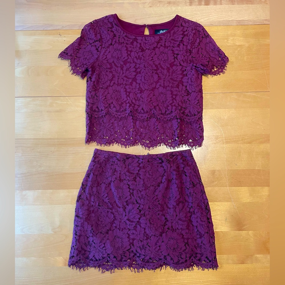 Lulu’s Turn Back Time Burgundy Lace 2-Piece Set Size XS - Picture 2 of 16